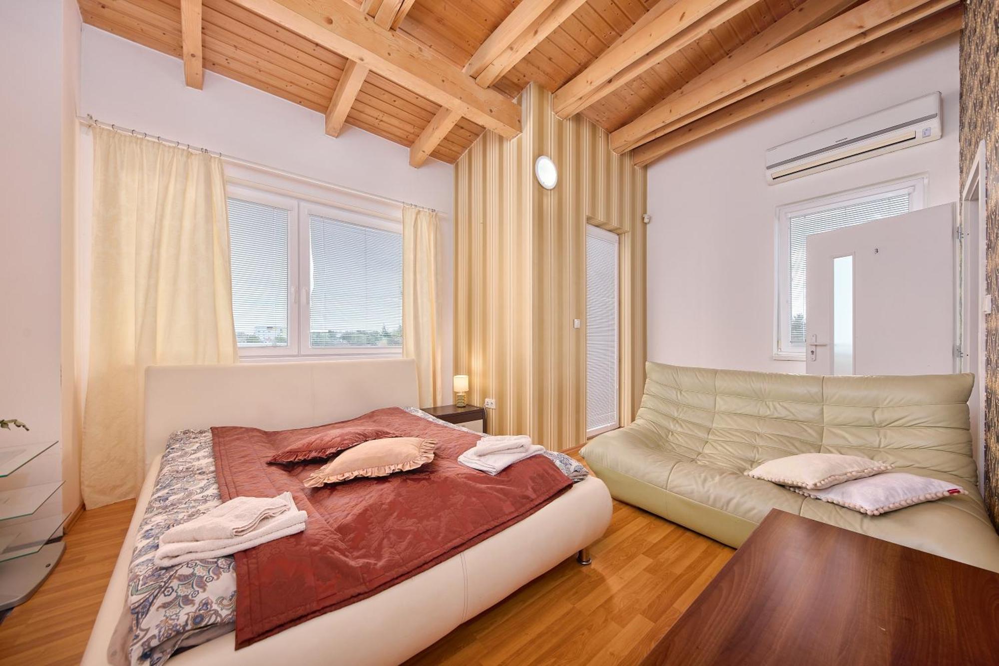 Design Apartment Братислава Экстерьер фото